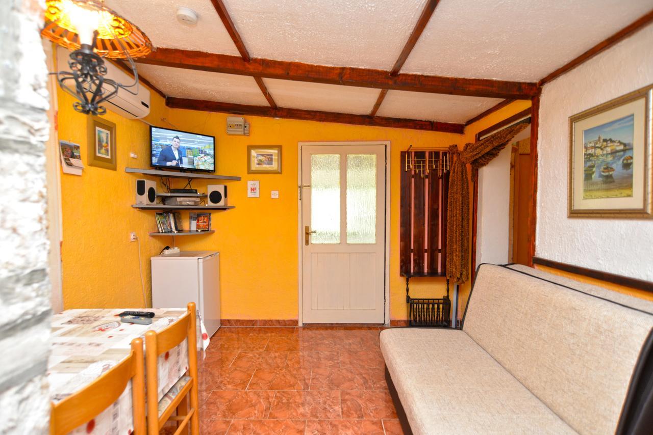 Apartments Predrag 498 Medulin Bagian luar foto